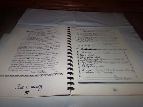 Vintage Eureka's Tidbits Cookbook Handwritten then copies recipes Quiche 1990 - Picture 10 of 11