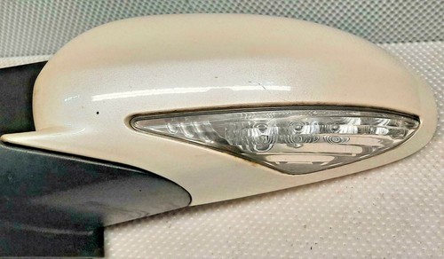08 09 10 11 12 BUICK ENCLAVE OEM LH Driver Door Mirror Power Fold Heat Signal - Picture 2 of 4