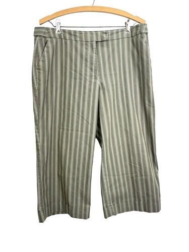 New York & Co Damen Gr. 12 grün gestreifte Caprihose Bündchen, Taschen, Stretch