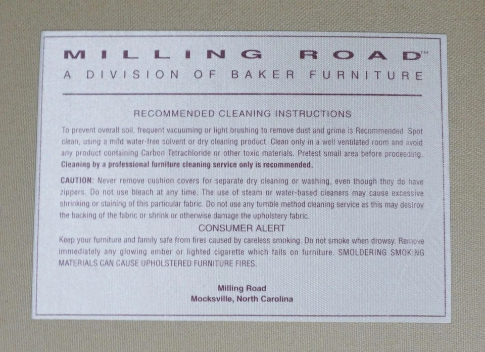Par de sillones de club tapizados Baker con almohadas a juego Foto 2 de 2