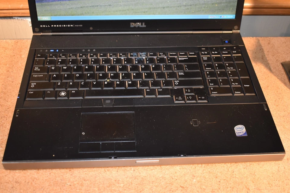 Мобильная рабочая станция Dell Precision M6400 17 дюймов Windows XP Pro NVidia Quadro 3700M - Изображение 3 из 4
