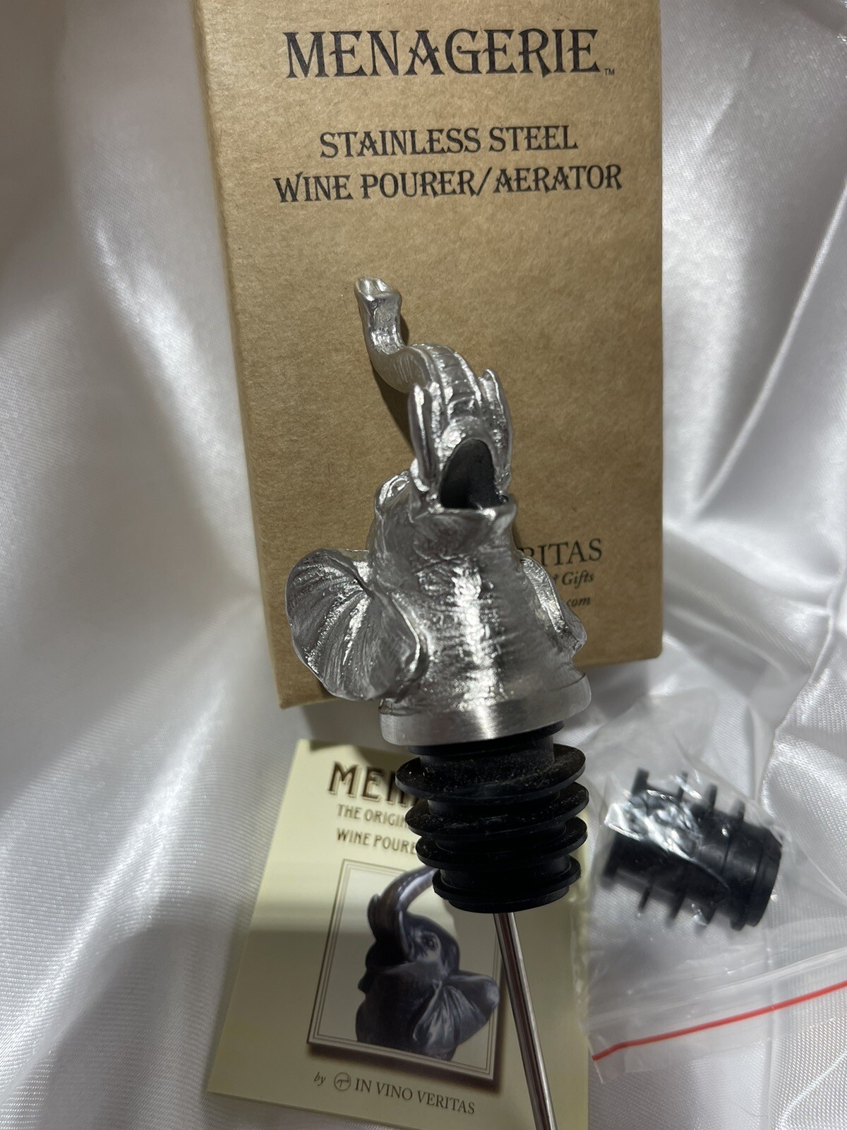 Menagerie wine pourer Aerator Stainless Steel Elephant Safari