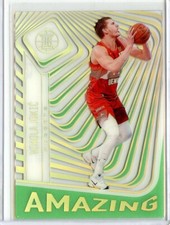 2020-21 Panini Illusions Amazing Emerald #6 Nikola Jokic