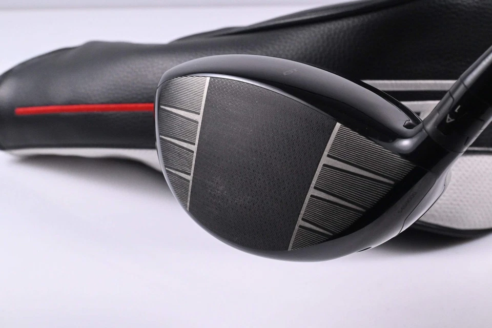 Titleist GT3 Driver / 10 Degree / Stiff Flex Project X Denali Red 50 Shaft - Image 4 of 4
