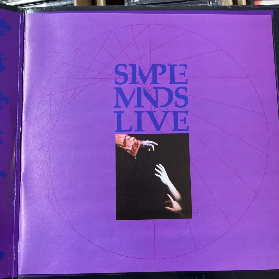 Simple Minds Live in the City of Light 2 LP Record Set (1987, Picture Book) - Image 3 of 4