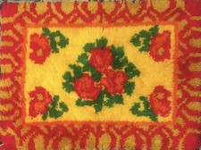 Vintage Latch Hook Rug Or Wall Hanging Finished Edge Garish 70  s Rose Mod Colors