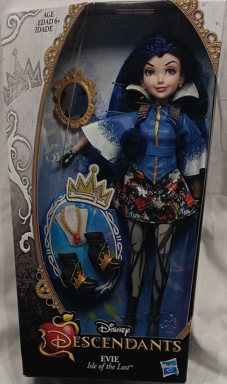 Hasbro Disney Descendants Evie Isle of the Lost 11in Doll w/ Accessories NIB