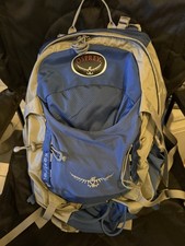 Osprey Kestrel 32L Hiking Backpack S/M Navy G...