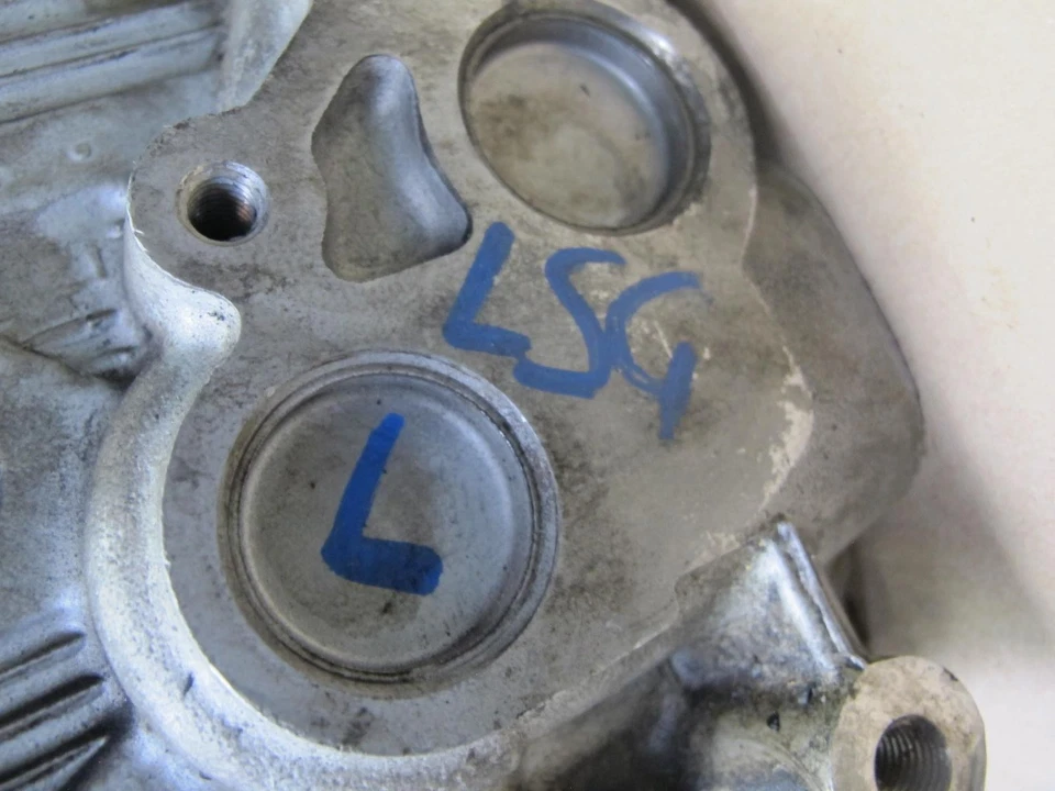 01-06 LEXUS LS430 UCF30L 4.3L 3UZFE CULATA MOTOR IZQUIERDA 120K MILLAS OEM Foto 2 de 4