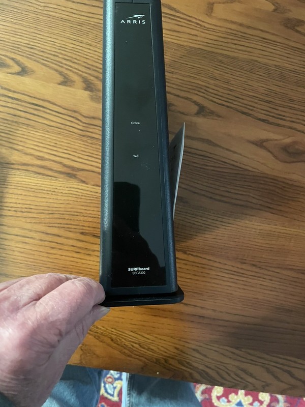 ARRIS SURFboard DOCSIS 3.1 SBG8300 Dual-Band Wi-Fi Router