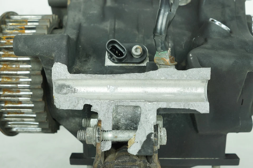 Harley Dyna Wide Glide 2008 OEM transmisión de 6 velocidades caja de cambios 20 k * agrietada * Foto 2 de 4