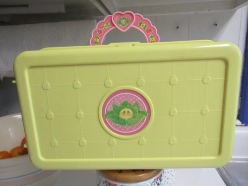 Cabbage Patch Kids Love ‘N Go Playsets Nursery Kitchen 1995