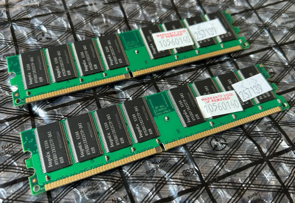 Hynix DDR400 PC3200 2GB (2x1GB) CL3 DDR 2.5V RAM - Image 4 of 4