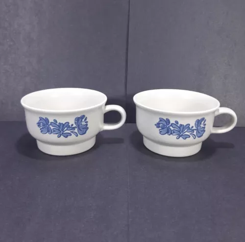 Pfaltzgraff Yorktowne 4" Flat Coffee Tea Cups Stoneware Pair
