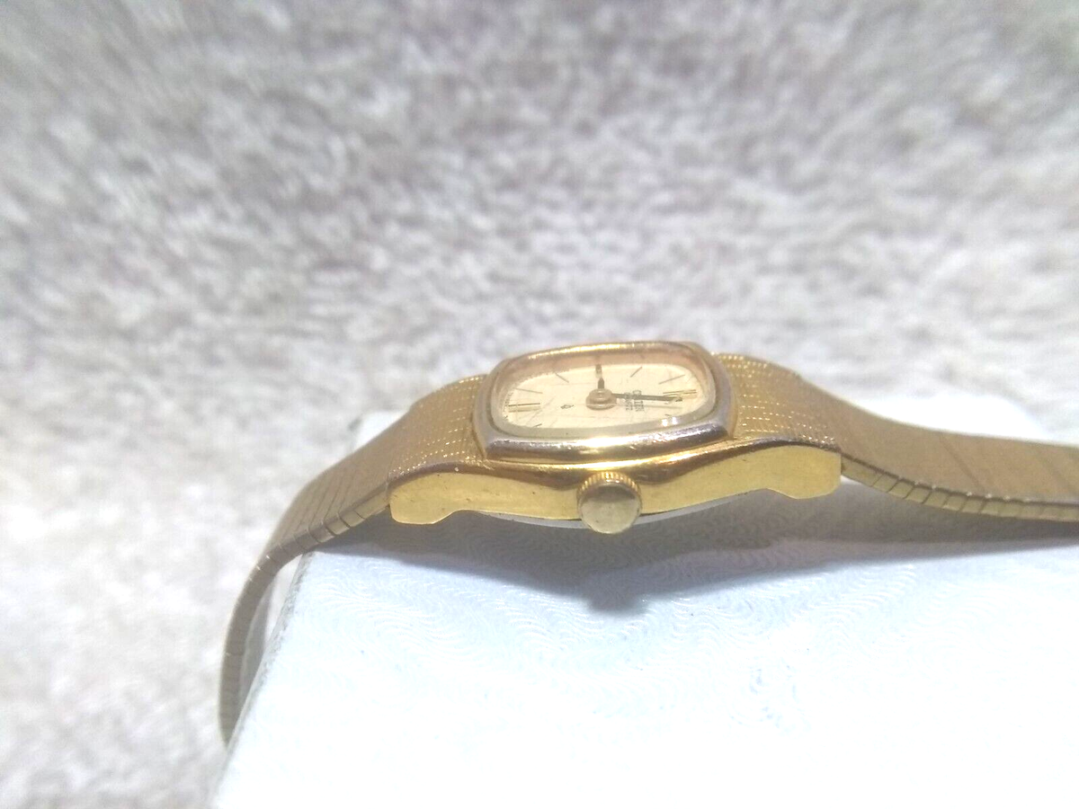 Vintage Citizen Small Face Thin Profile Women\'s Gold Dress Bracelet Watch 3220 Citizen 3220 Wristwatches for sale | eBay main image 4