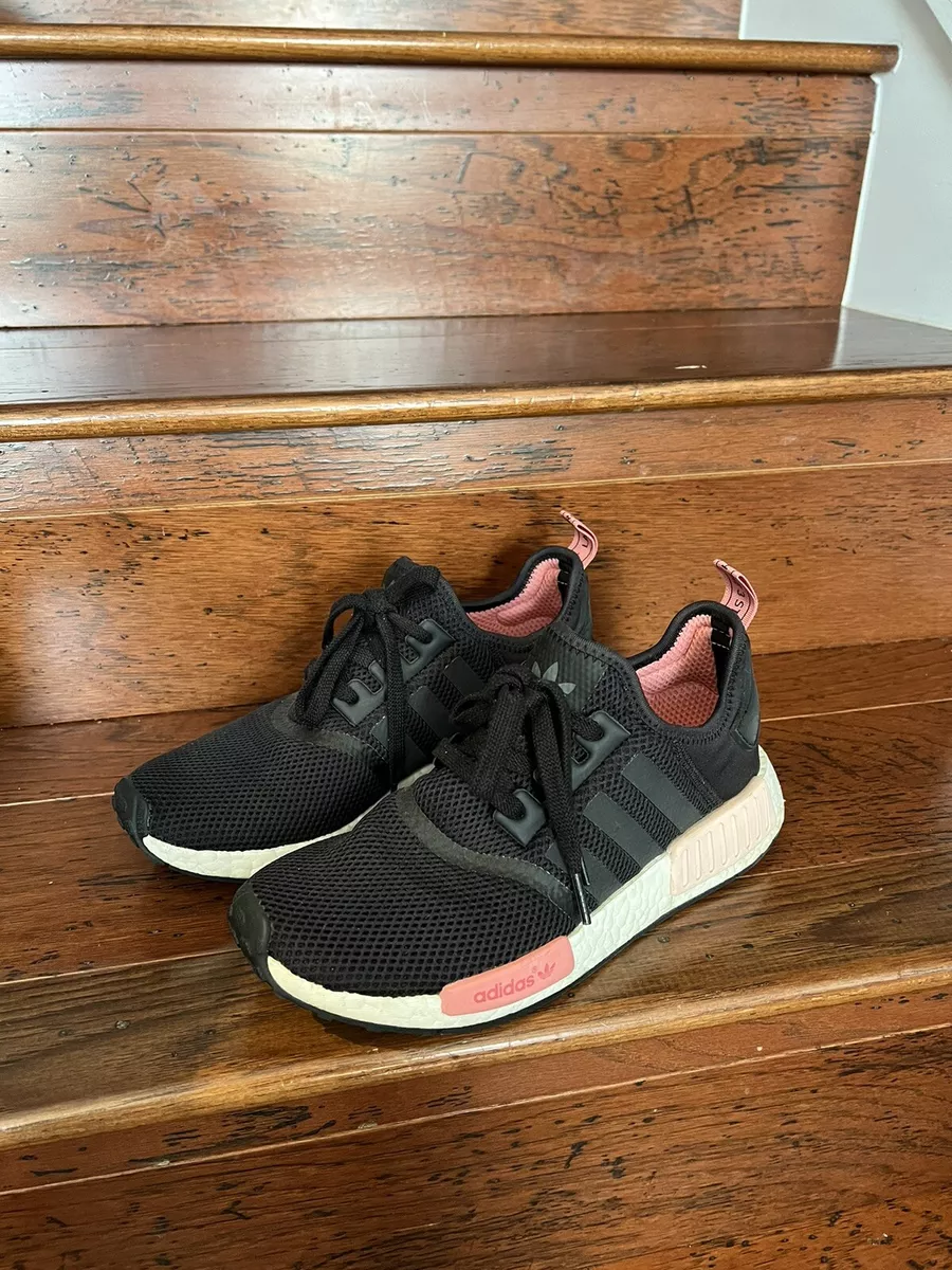 Adidas nmd r1 black peach hotsell