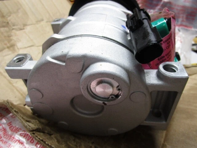 Compresor de aire acondicionado Four Seasons 78399 con embrague para Chrysler Pt Cruiser 2001-2009 Foto 4 de 4