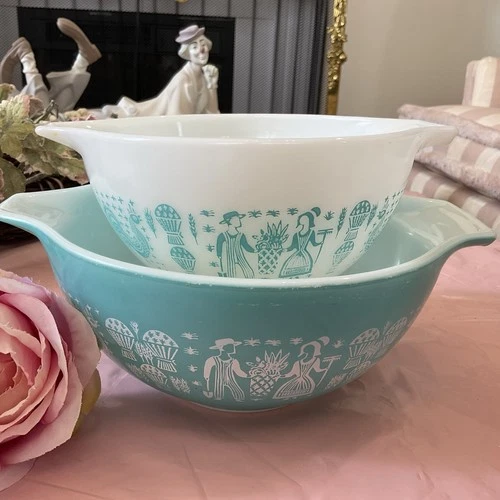 Pyrex Amish Butter print Mixing Bowls blue accents 441 & 442 Set