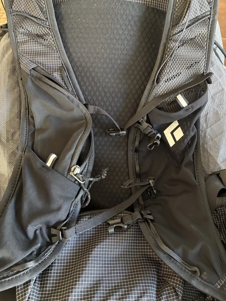 Mochila Black Diamond Beta Lite 45 Foto 3 de 4