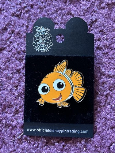 Disney Lot of 4 Finding Nemo & Friends Pins, 1 Is A Spinner Pin - Picture 3 of 10