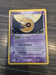 Lunatone 20/92 Legend Maker Reverse Holo