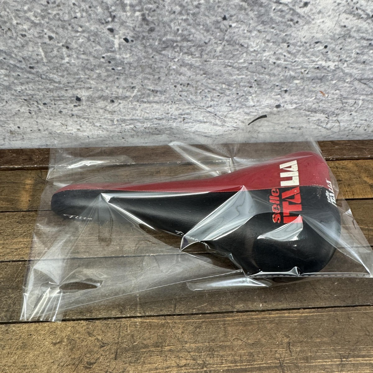 Vintage Selle Italia Flite Saddle Seat Red Black Titanium