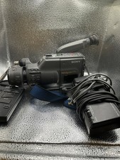 Sony Handycam CCD-F302 Video8 Camcorder 8x Zoom Batteries Charger Remote - PARTS