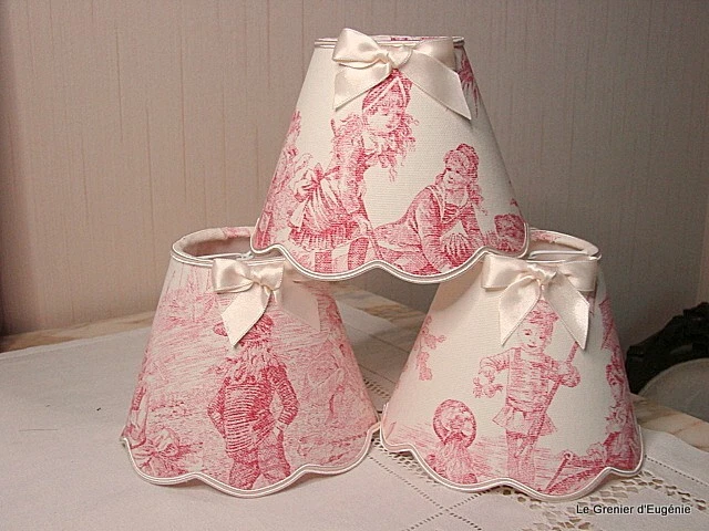 Abat-jour festonné toile de jouy rose " jeux d'eau" 13cm A pince - Photo 1/4
