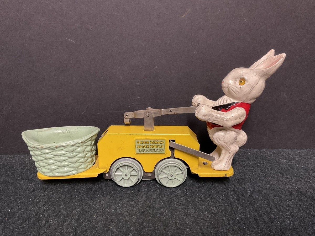 Lionel Prewar O #1103 Peter Rabbit Chick-Mobile Handcar Wind-up