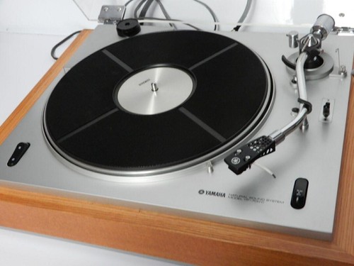 Yamaha YP-700C Turntable Semi-Auto 1974 Fully Functional Vintage Good Condition - 第 3/13 張圖片
