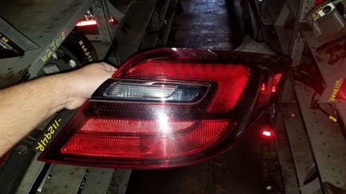 Passenger Tail Light Quarter Panel Mounted Fits 14-17 REGAL 4419482
