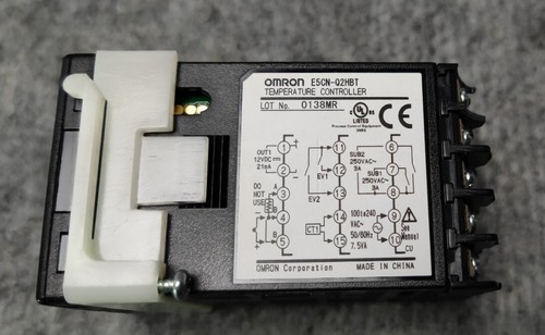 OMRON E5CN-Q2HBT Temperature Controller - Picture 5 of 7