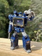 Transformers Legacy Voyager Class Soundwave Hasbro Figure