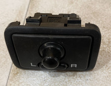 1995-1999 Nissan Maxima Front Power Mirror Adjusting Adjust Control Switch