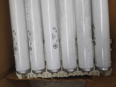(2) GE F40SP41 FLUORESCENT LAMPS. 4100K. NEW