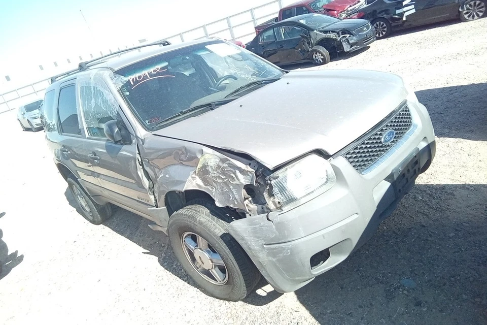 2001 年福特 Escape 3.0L 发动机电机原始设备制造商 112K 英里 - LKQ434689848 — 第 2/4 张图片