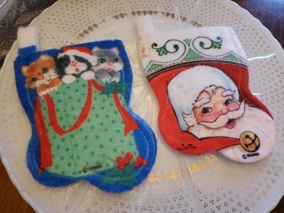 2 Vintage RENNOC Christmas Stockings Felt Santa & Kitty Cats 80's Small