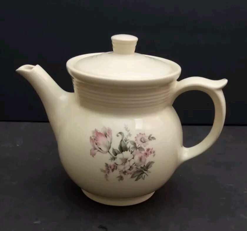 Ceramic Floral Pink Flowers Pink Tea Pot 30's