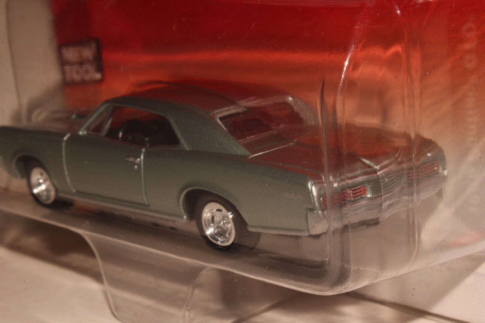 Picture 4 of 6