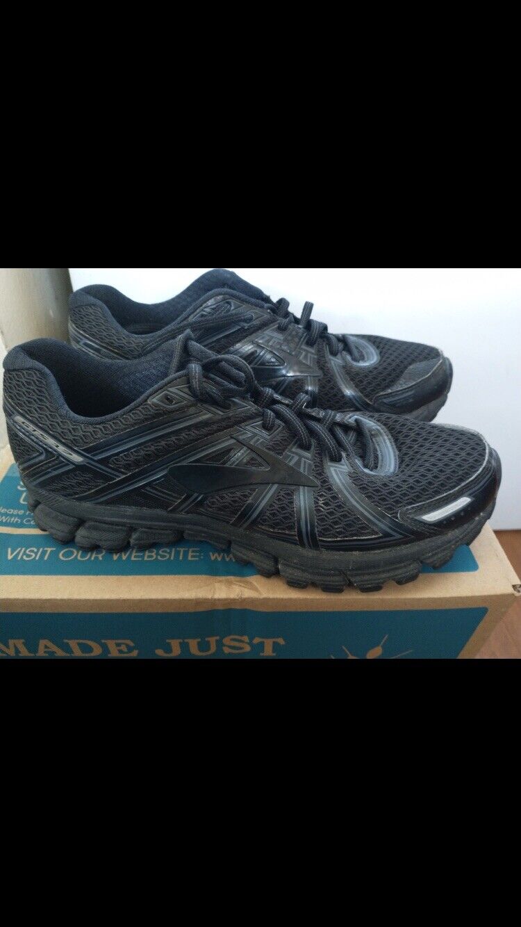 Brooks GTS seventeen DNA Black running jogging shoes mens size 9