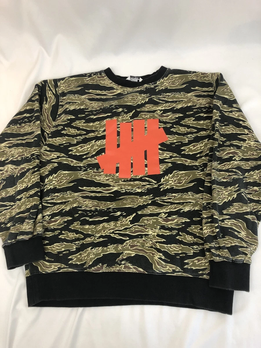 Tiger hot sale camo sweatshirt