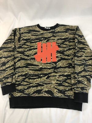 Undefeated Strikes Tiger Camo Sweatshirt Size M