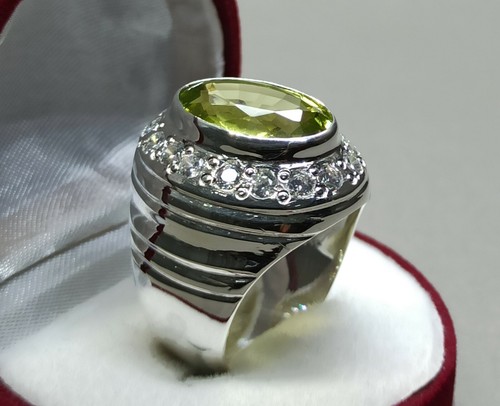 Oval Cut 12 Carat Pale Green Peridot Sterling Silver 925 Handmade Beryl Men Ring - Picture 2 of 12