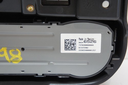 2020 GMC Terrain- Information Display Screen 84677518 OEM Climate Control *A8590 - Foto 8 di 8