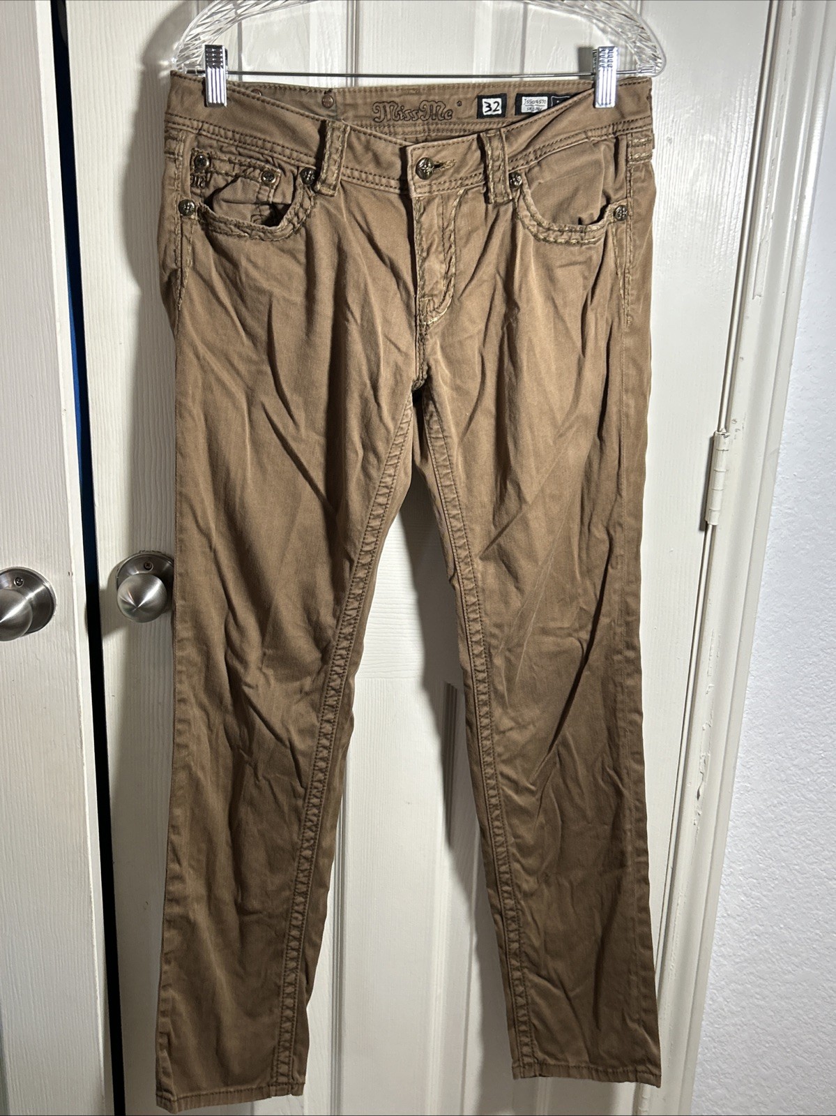 Foto 1 di 8