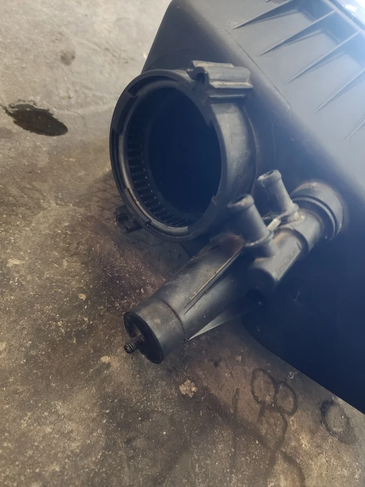 CAJA DE AIRE BMW E34 525i 92-95 2,5 L M50 Foto 2 de 4