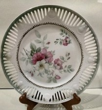 Antique Bavarian Hand-Decorated Porcelain Cabinet Plate with Roses — listing 2
