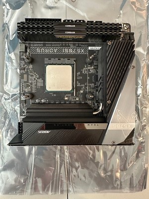 AMD Ryzen 7 5800X3D Processor (4.5 GHz, 8 Cores, Socket AM4)