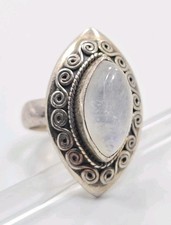 Beautiful Vintage Sterling Silver 925 Moonstone India Detailed Ladies Ring Sz 6
