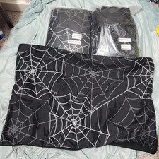 Black & white spiderweb Halloween bedding set...
